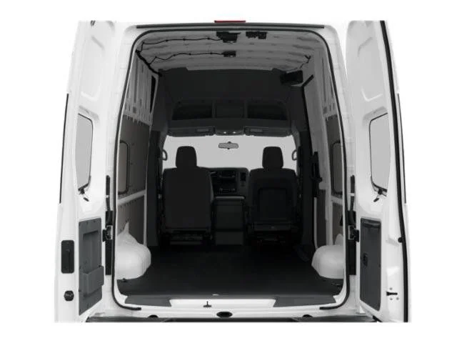Used 2021 White Nissan SV image 27