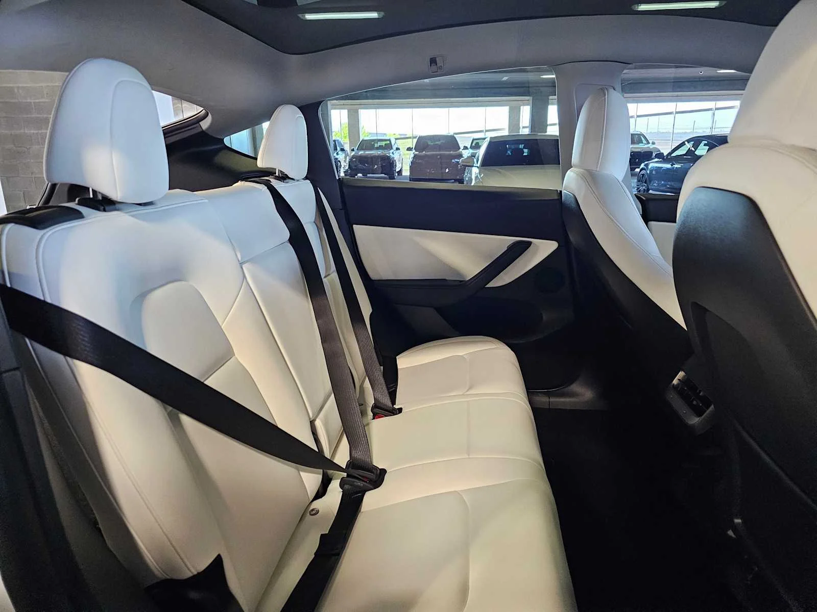 Used 2020 Pearl White Multi-Coat Tesla Performance image 27