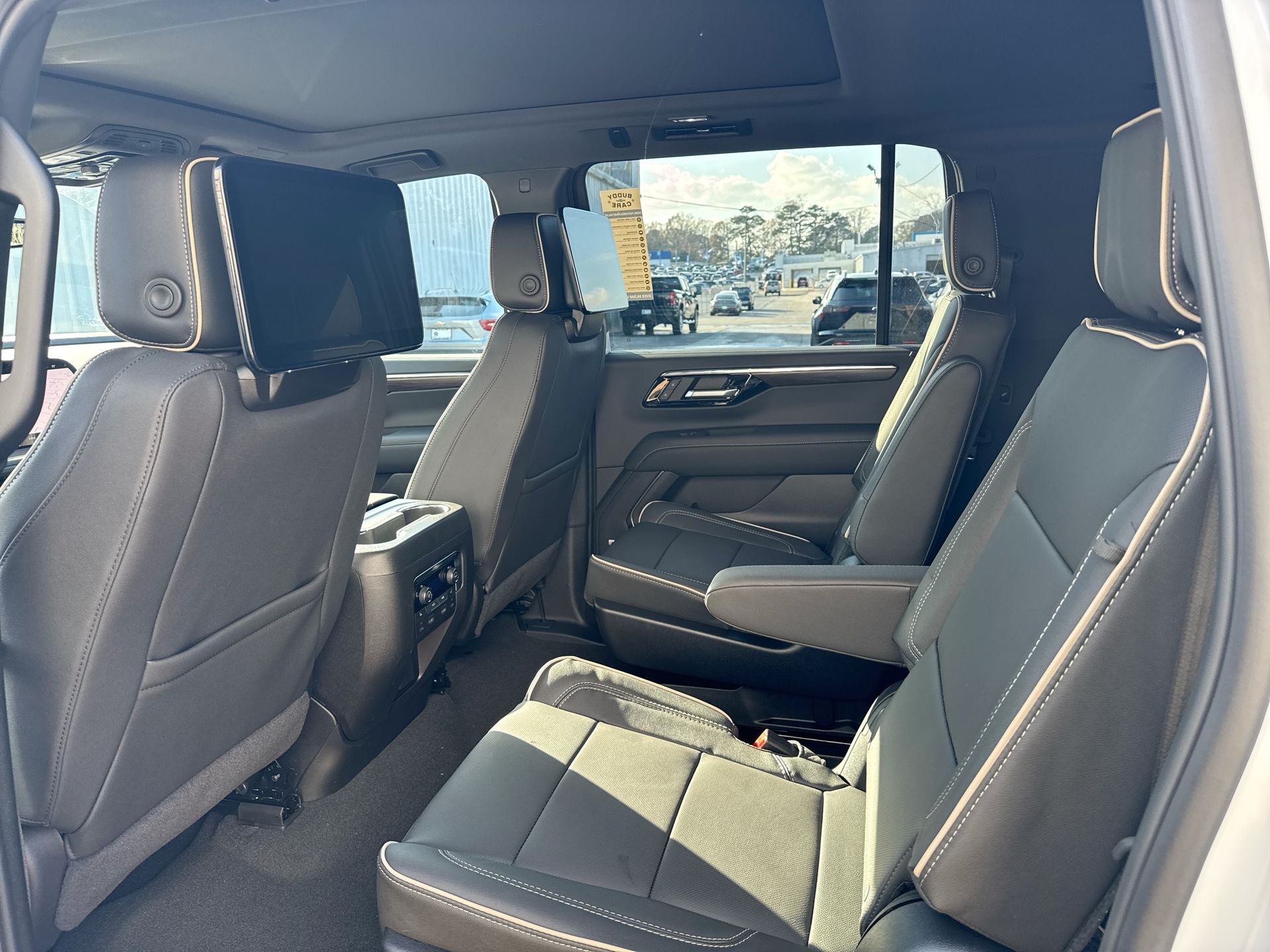 2026 Chevrolet Suburban High Country - Photo 55