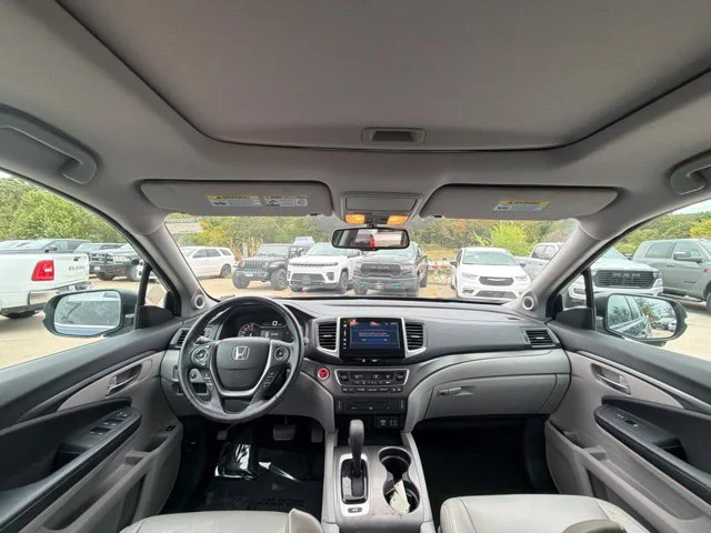 Used 2016  Honda EX-L image 19
