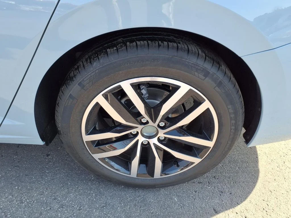 New 2026 Monument Gray Volkswagen 1.5T SE image 6