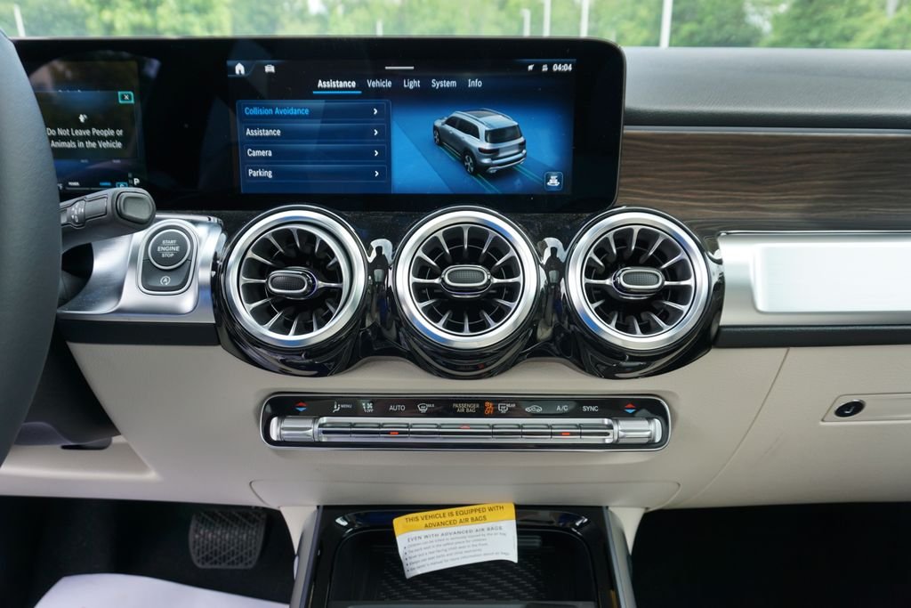 2025 Mercedes-Benz GLB Base - Photo 29