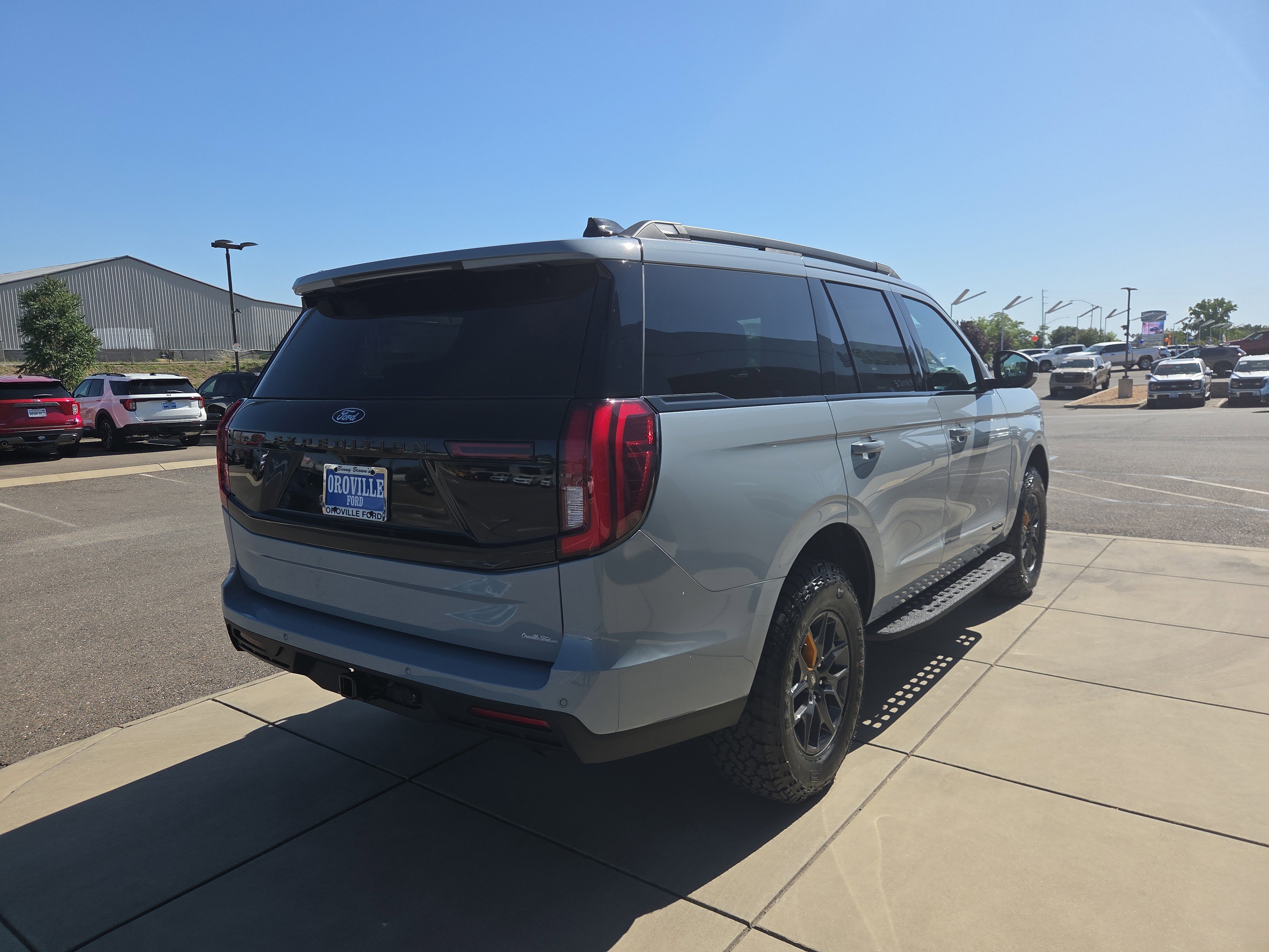 New 2026 Glacier Gray Metallic Tri-Coat Ford Tremor® image 5