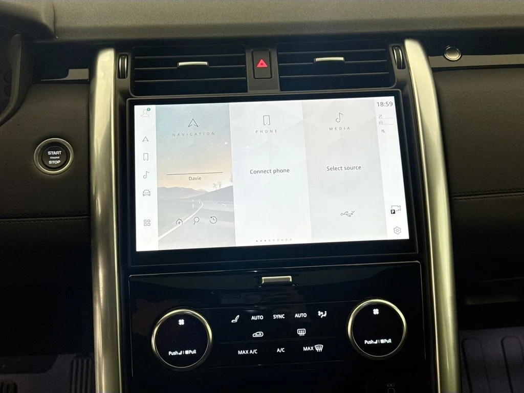 New 2026 Fuji White Land Rover S image 15