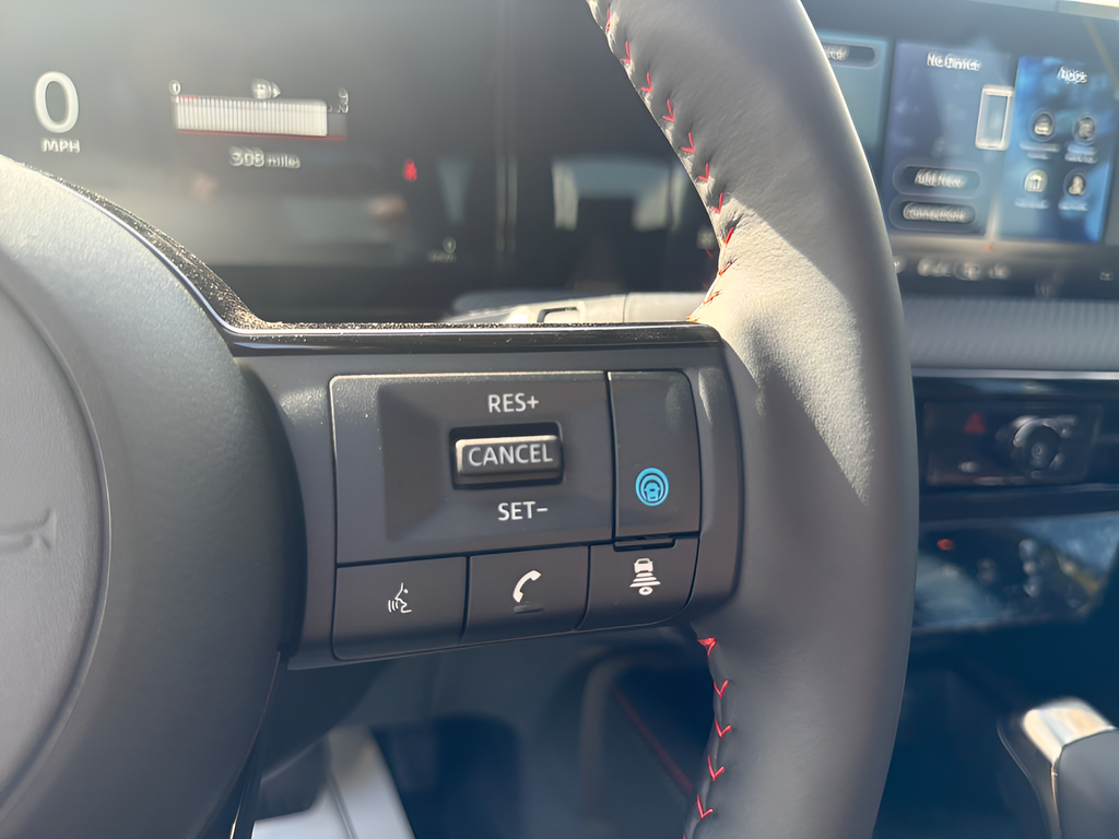 2026 Nissan KICKS SR - Photo 29