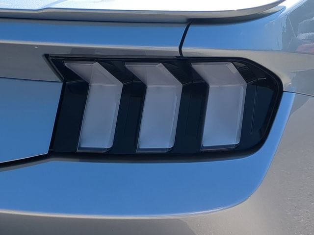 New 2026 Iconic Silver Metallic Ford GT Premium Fastback image 95