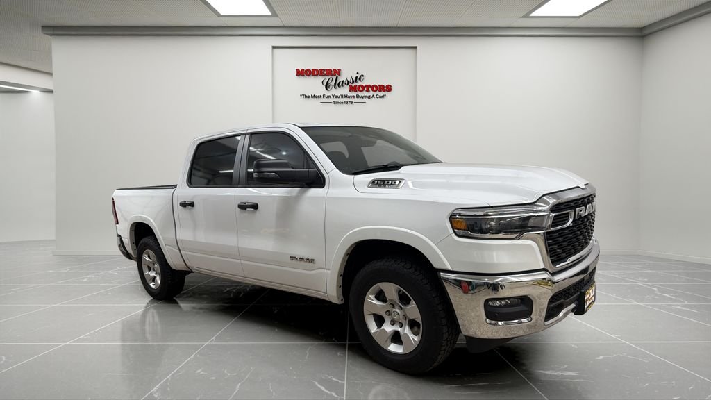 2025 RAM 1500 Big Horn/Lone Star 4x4 Crew Cab 5'7's photo