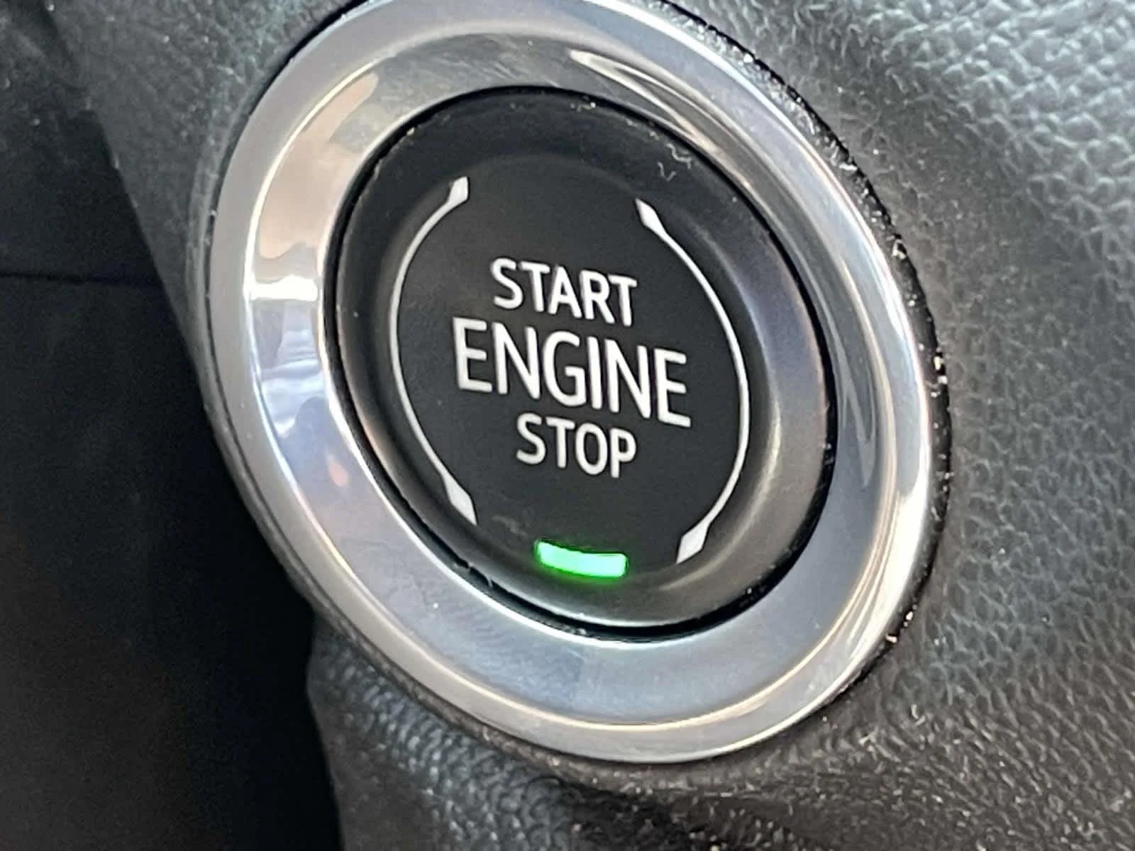 Used 2023 Summit White Buick Preferred image 19