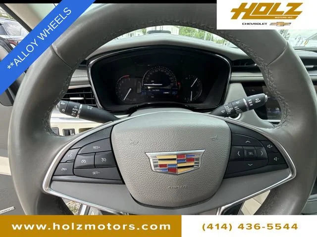 2017 Cadillac XT5 Premium Luxury - Photo 11
