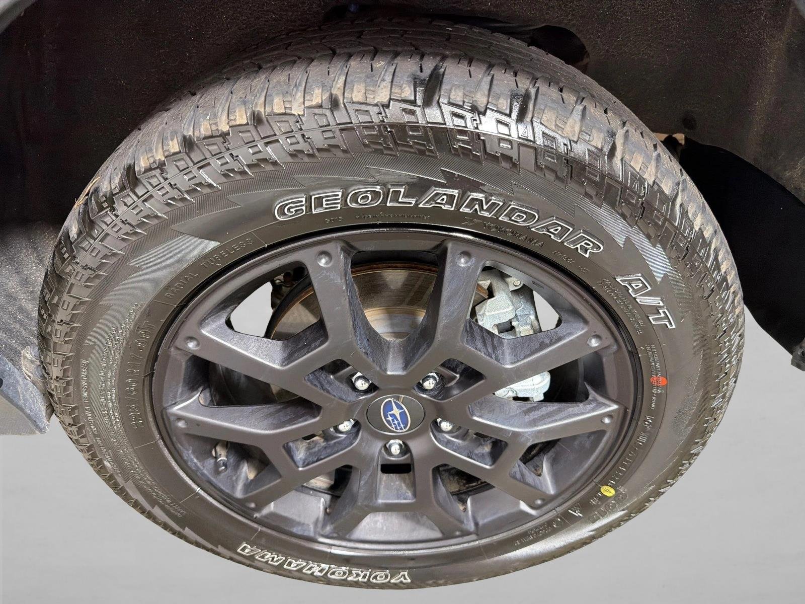Used 2025 Lithium Red Pearl Subaru Wilderness image 20