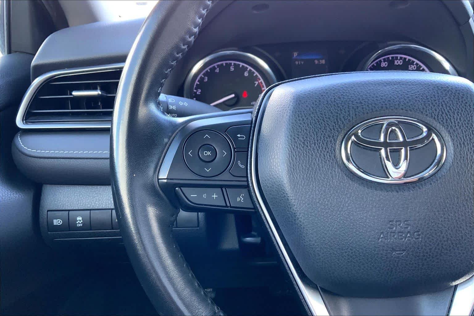 Used 2019 Celestial Silver Metallic Toyota SE image 23