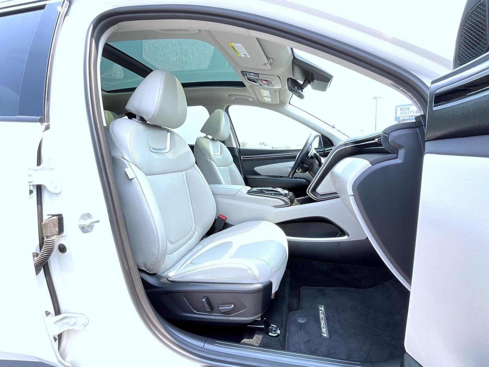 Used 2022 Gray Hyundai Limited image 15