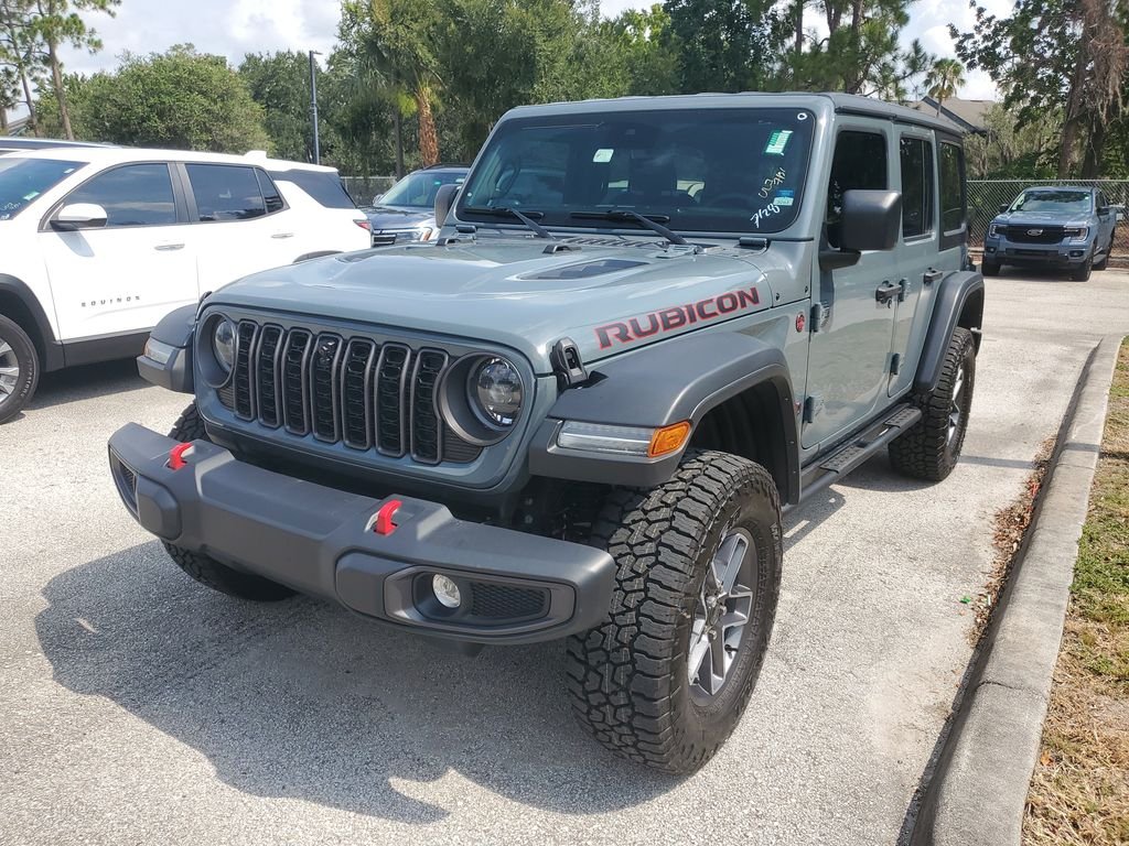 Used 2024 Gray Jeep Rubicon image 2