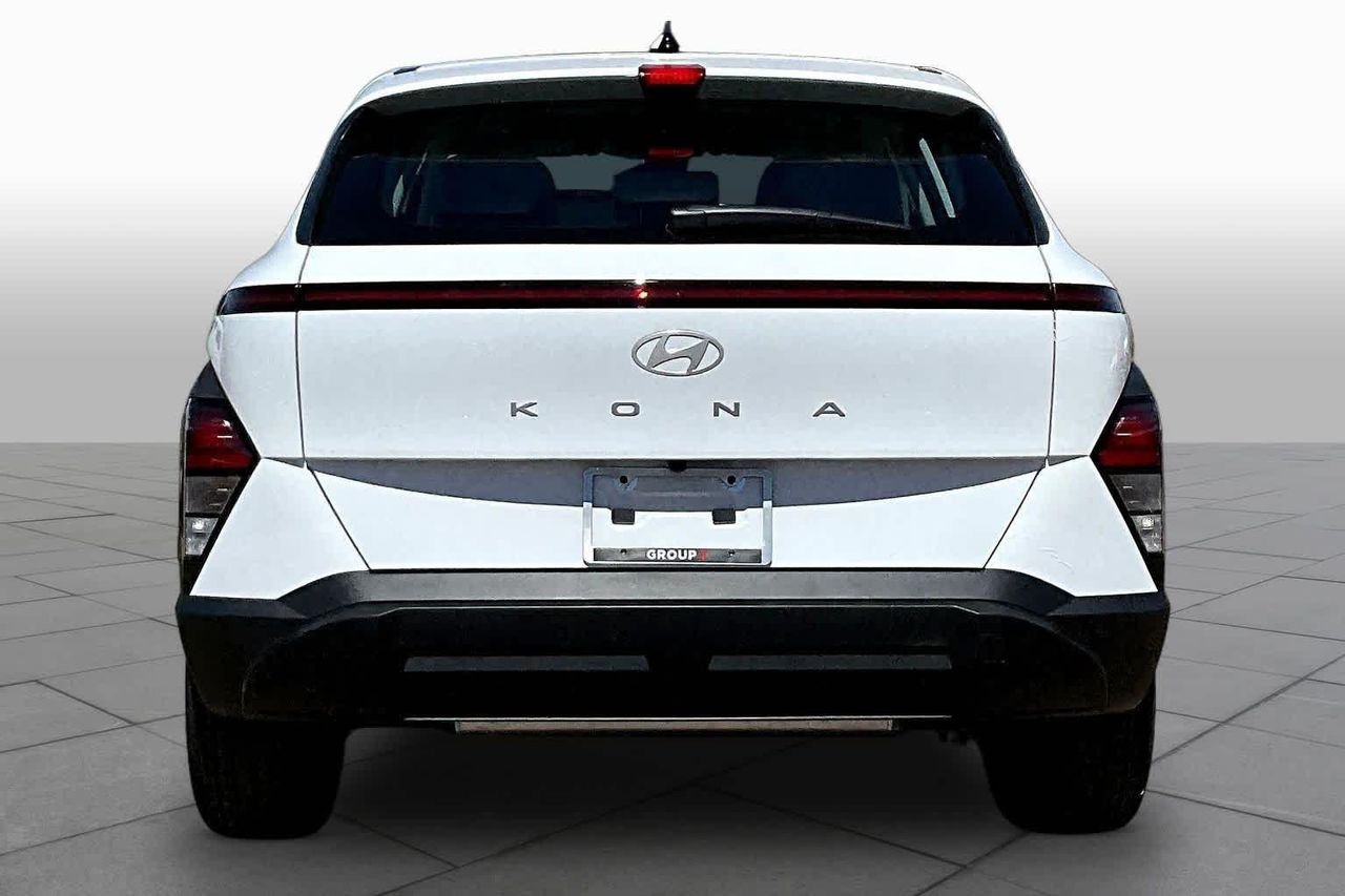 New 2026 Atlas White Hyundai SE image 4
