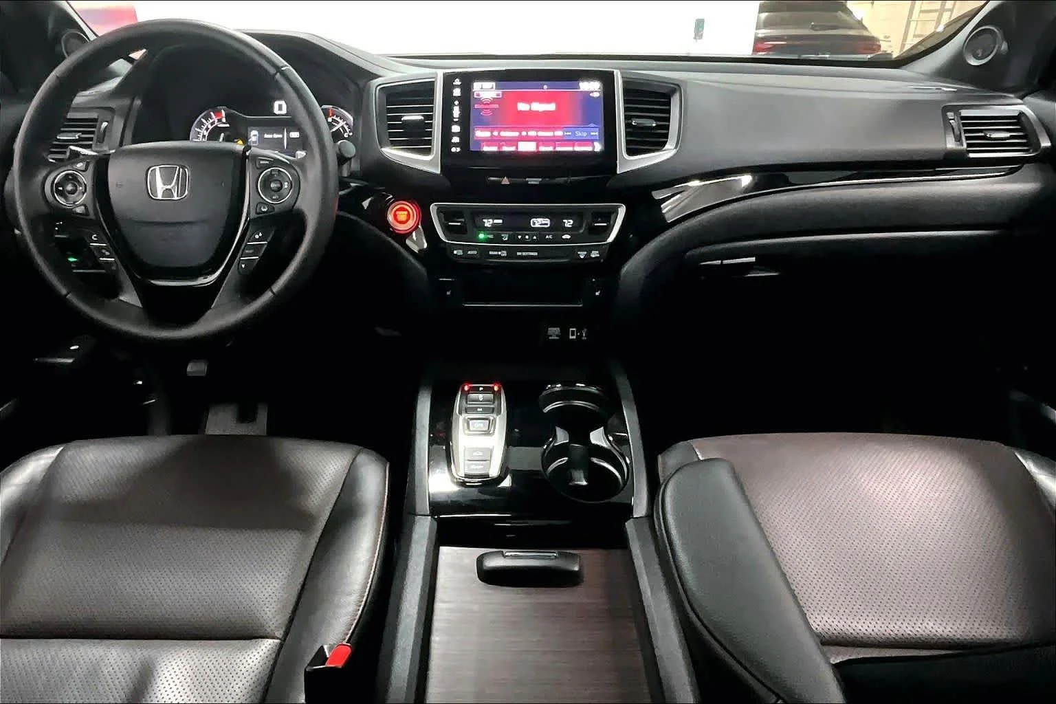 Used 2020 Crystal Black Pearl Honda Black Edition image 8