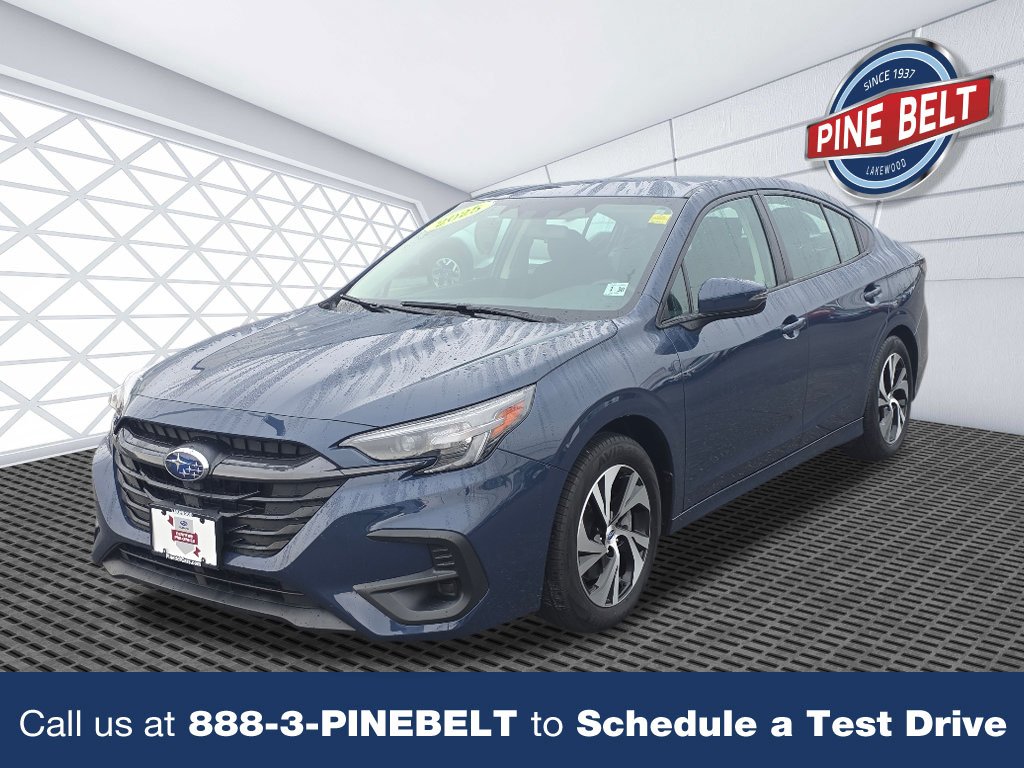 Used 2025 Cosmic Blue Pearl Subaru Premium image 1