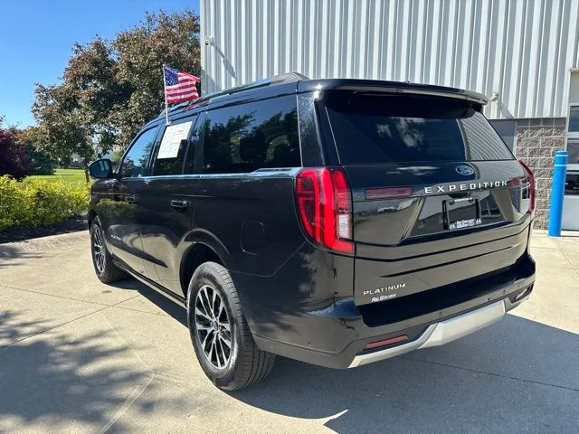 Certified Used 2025 Agate Black Metallic Ford Platinum image 10