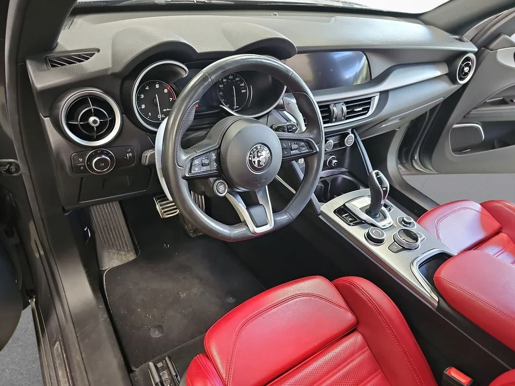 Used 2023 Gray Alfa Romeo Veloce image 16
