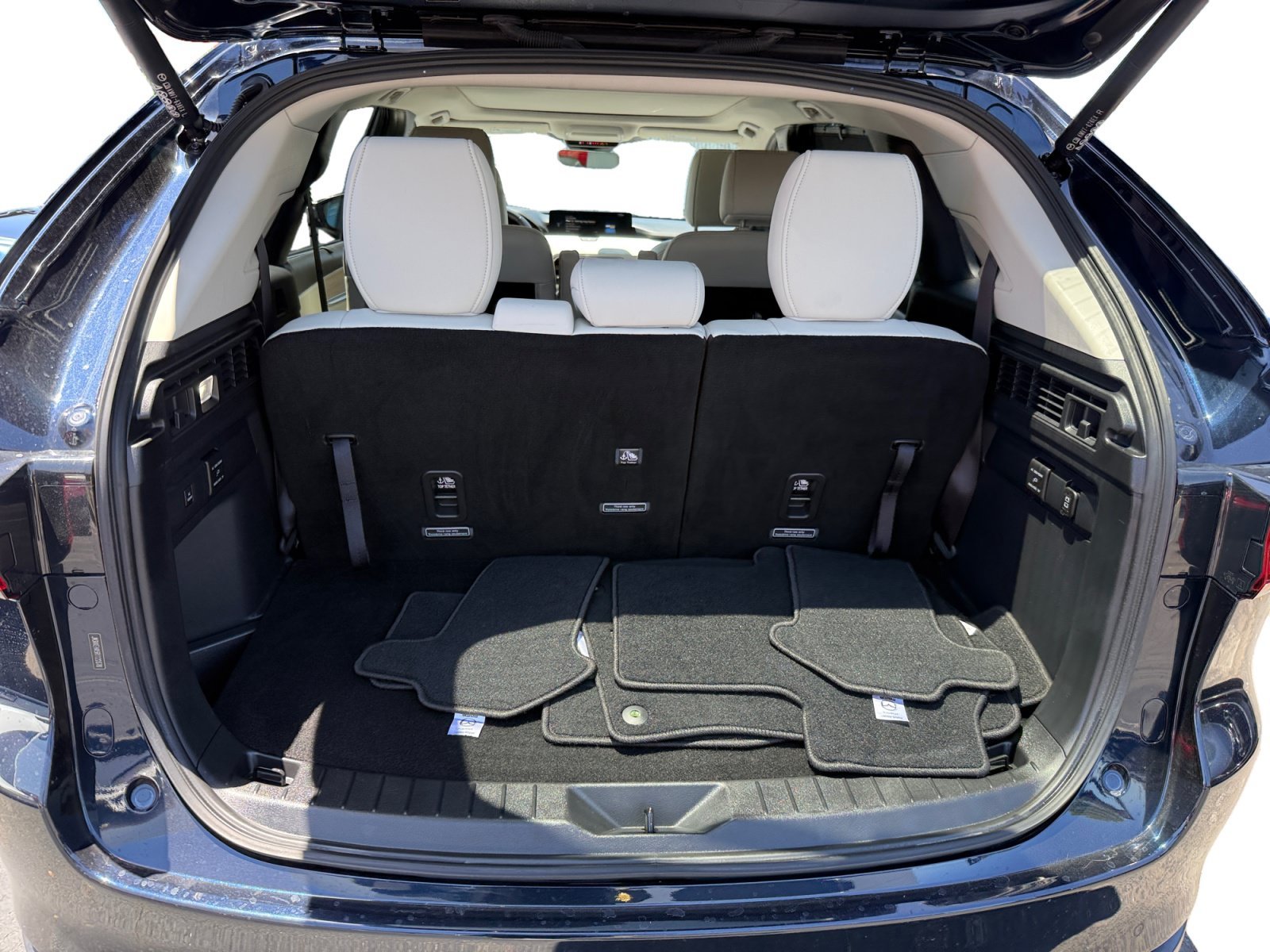 Certified Used 2024 Crystal Blue Mazda Premium Plus image 17