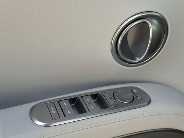 New 2027 Creamy White Pearl Hyundai SE FWD image 17