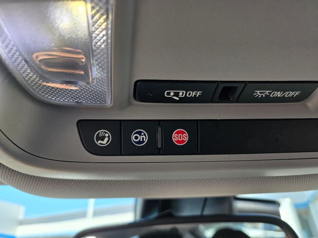 Used 2017 Gray Chevrolet Premier image 7