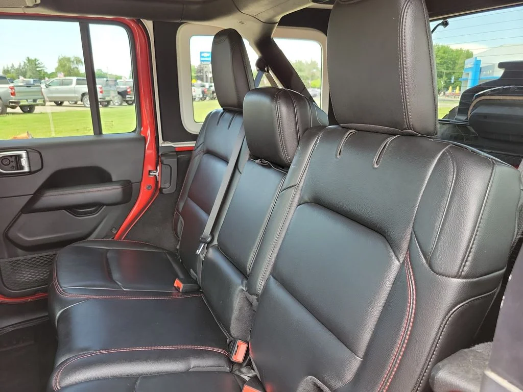 Used 2020 Red Jeep Unlimited Rubicon image 22