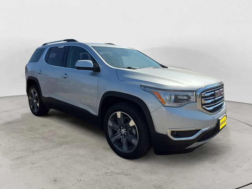 Used 2017 QUICKSILVER METALLIC GMC SLT image 3