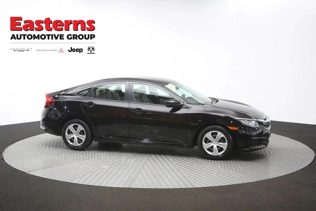 Used 2018 Black Honda LX image 44