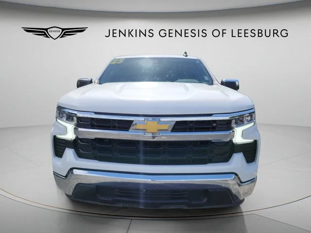 Used 2025 White Chevrolet LT image 12