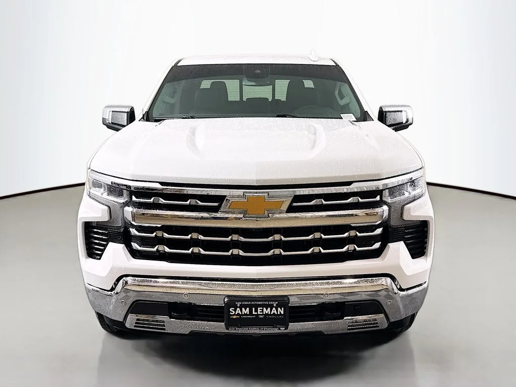 Used 2022 White Chevrolet LTZ image 2