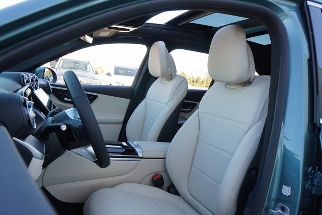 New 2026 Verde Silver Metallic Mercedes-Benz GLC 300 image 24