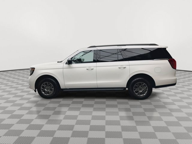 Used 2025 Star White Metallic Tri-Coat Ford Active image 38
