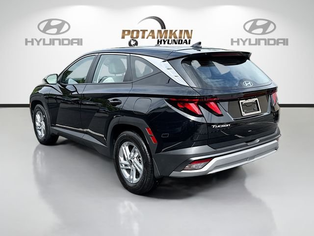 Used 2026 Black Hyundai SE image 7