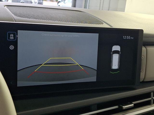 New 2027 White Hyundai SEL image 22
