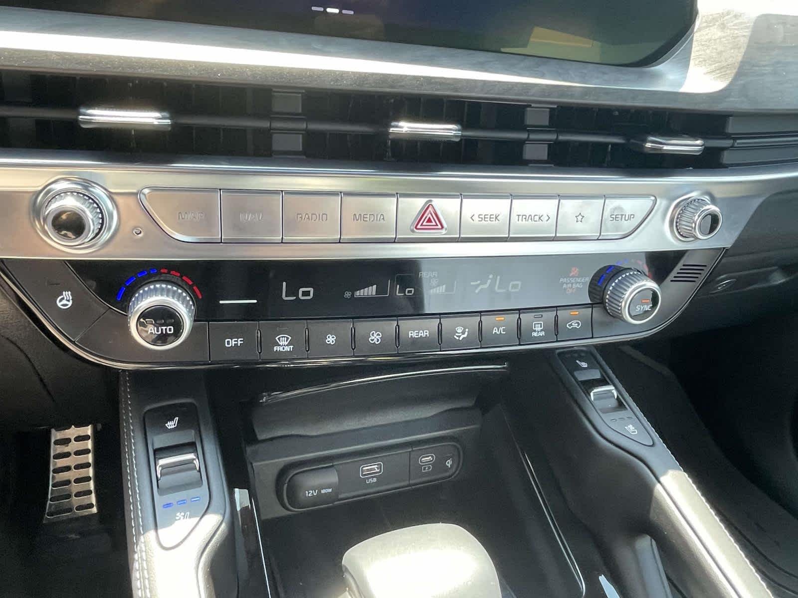 Certified Used 2025 Glacial White Pearl Kia SX-Prestige X-Line image 34