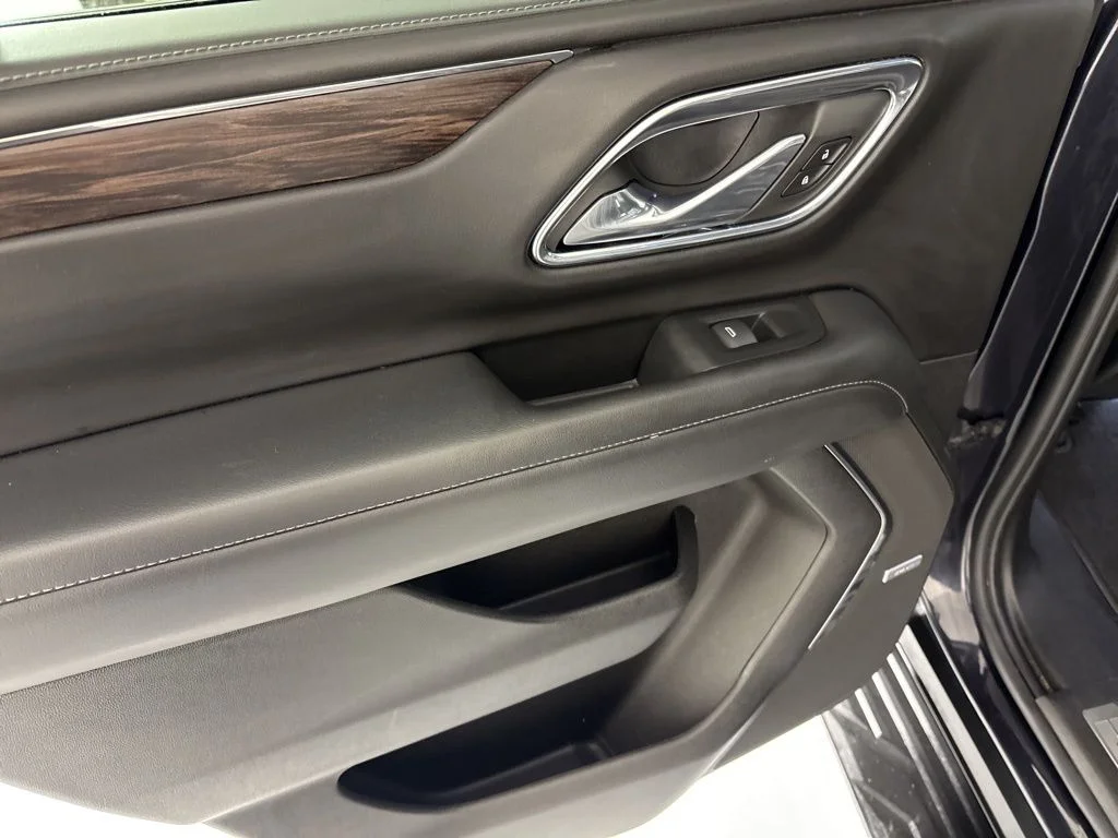 Used 2023 Gray Chevrolet LT image 31