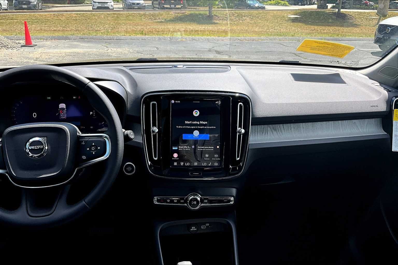 2026 Volvo XC40 Core - Photo 8