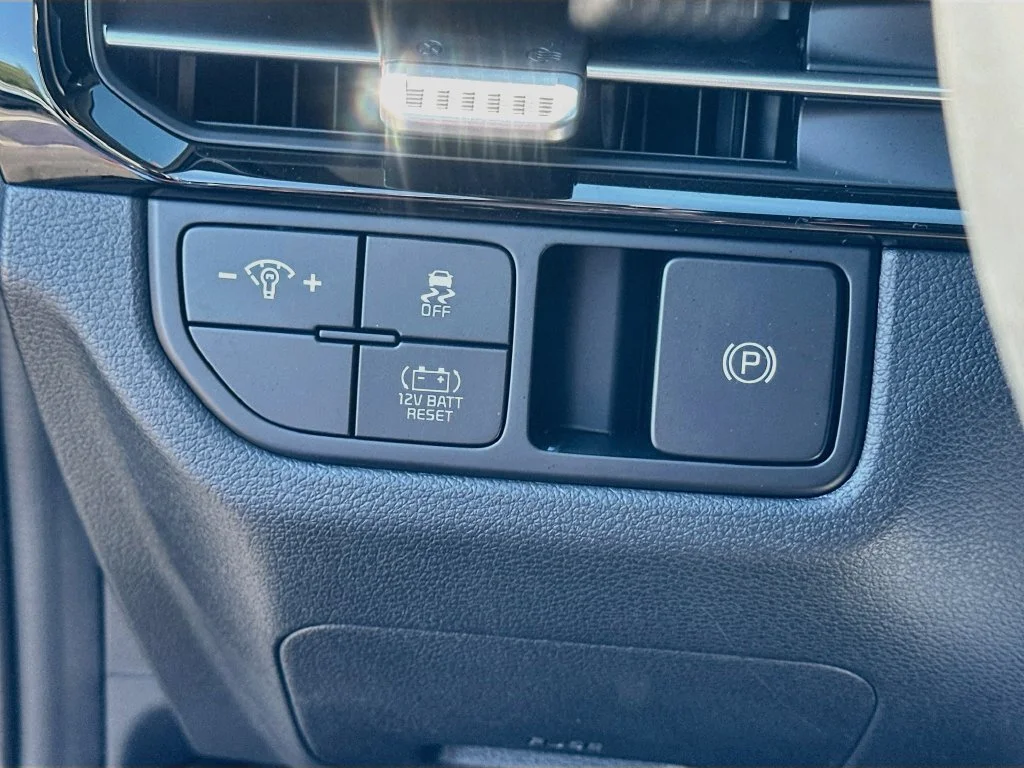 New 2027 Vesta Blue Kia S image 10