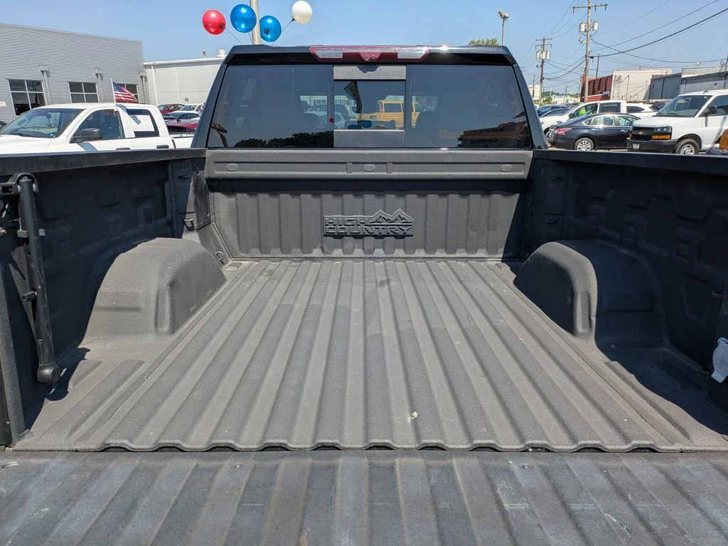 2023 Chevrolet Silverado 1500 High Country - Photo 14