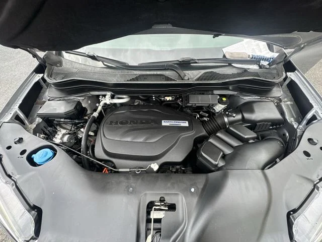 Used 2016  Honda Touring image 30
