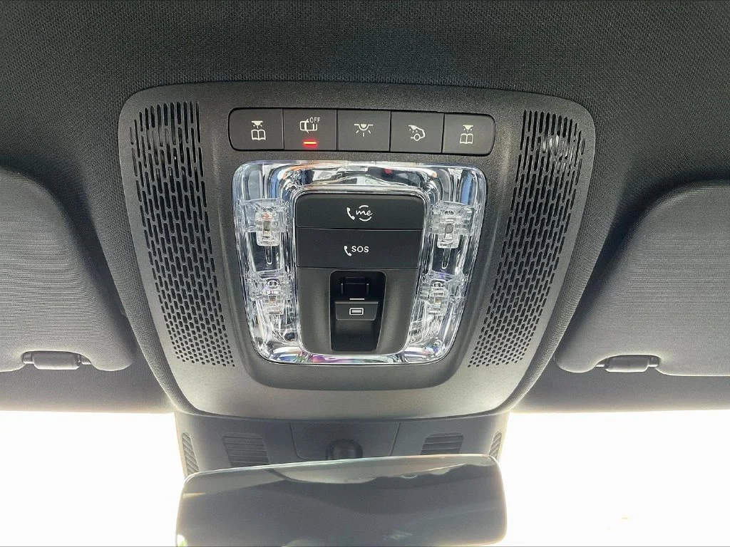 Used 2023 Iridium Silver Metallic Mercedes-Benz CLA 250 image 17