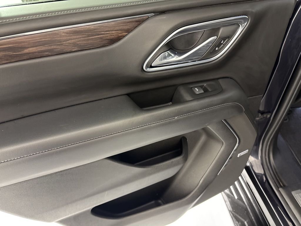 Used 2023 Gray Chevrolet LT image 26