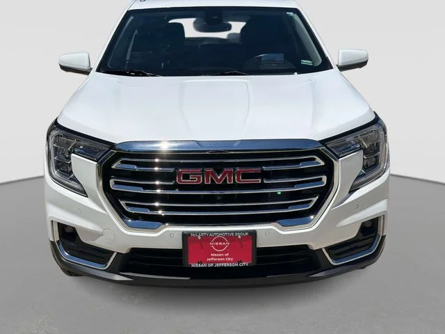 Used 2023 White GMC SLT image 9