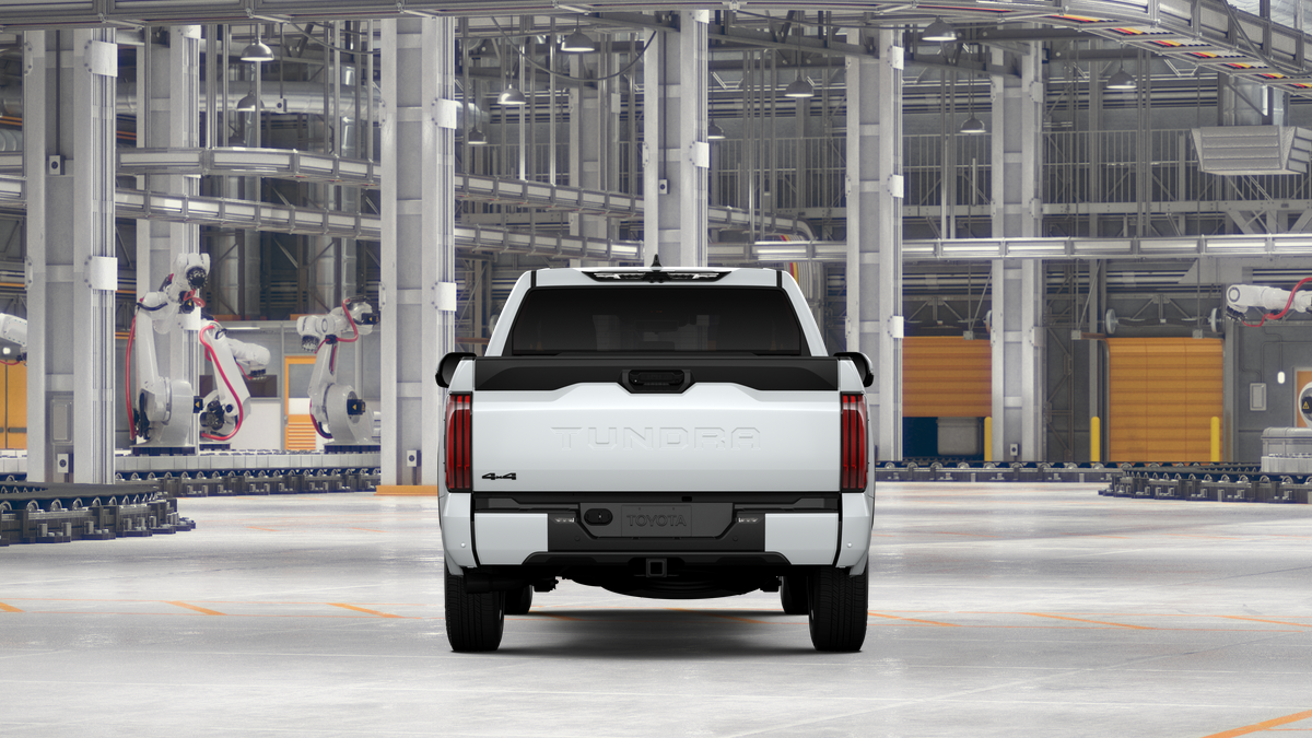 New 2026 Wind Chill Pearl Toyota Platinum image 8
