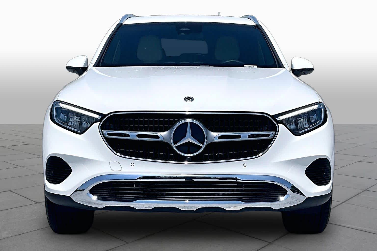 Used 2025 Polar White Mercedes-Benz GLC 300 image 7