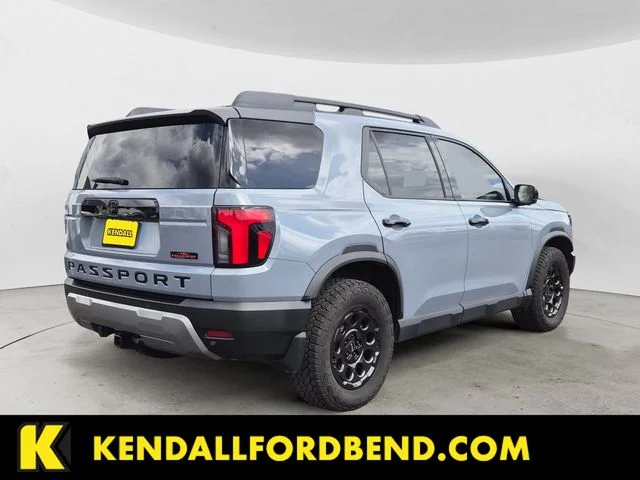 Used 2026  Honda TrailSport Elite Blackout image 5