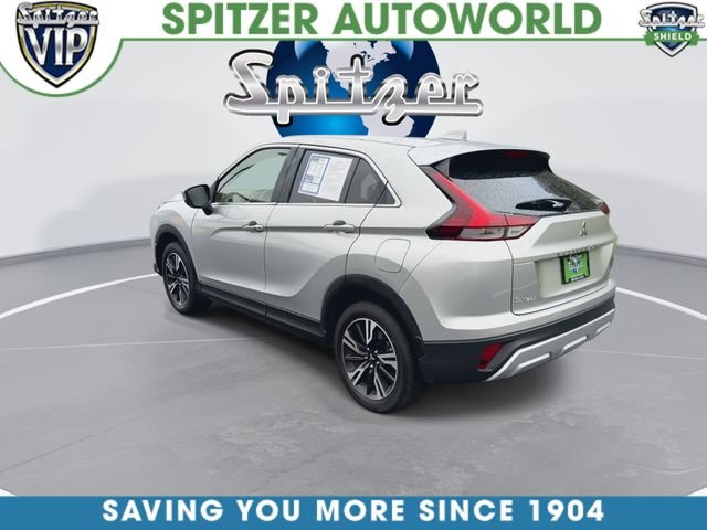 Used 2025  Mitsubishi SE image 7