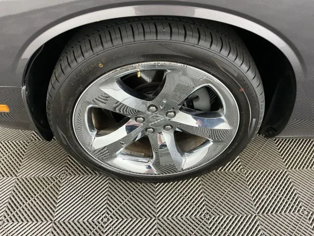 Used 2014 Gray Dodge R/T image 24