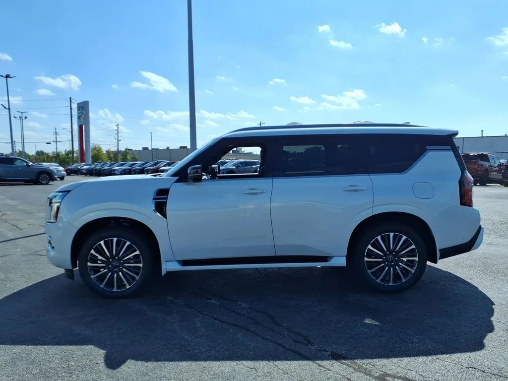 New 2026 Everest White TriCoat Nissan Platinum Reserve image 6