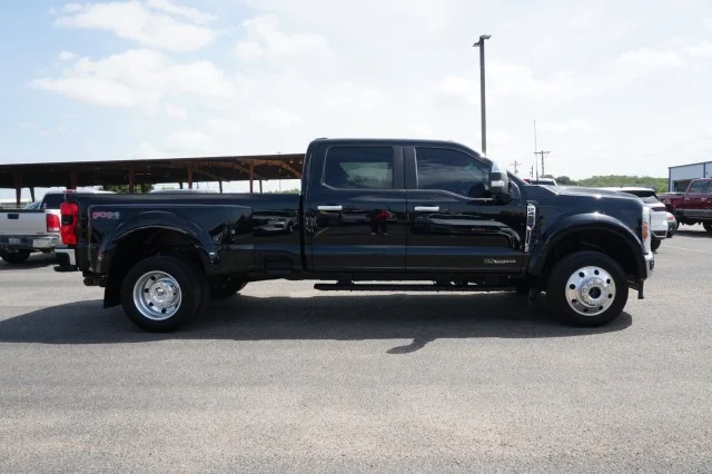Used 2026 Agate Black Metallic Ford XL image 4